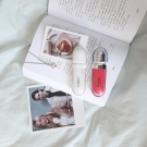 Swatch de Katniss : 3d hydra lipgloss, Kiko