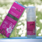 Swatch de Une julie verte : Sérum dynamisant Prodige de l'esthète, Propolia