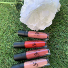 Swatch de mekkiimen76 : Longstay Liquid Matte Lipstick, Golden Rose