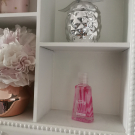 Swatch de Shiinz Beauty : Gel mains nettoyant, Merci Handy