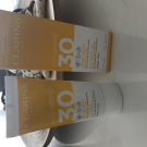 Swatch de lipstickmonster_fr : Crème Solaire Corps UVA/UVB 30, Clarins