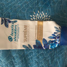 Swatch de Sabi92900 : Après shampooing suprême hydratation, Head & Shoulders