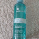Swatch de celinesudol : Eau Micellaire Hydratante 2 en 1 Hydra Végétal, Yves Rocher