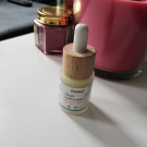 Swatch de Annna : Sérum - La guerre aux boutons, Cosmoz