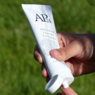 Swatch de Mathildinou05 : Dentifrice blanchissant Nuskin, Pastel