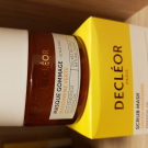 Swatch de Crows : Scrub Mask Green Mandarin, Décléor