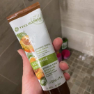 Swatch de alexandrarouxel92 : Gommage Végétal - Toutes peaux, Yves Rocher