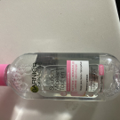 Swatch de Maxine : Solution Micellaire Tout en 1, Garnier
