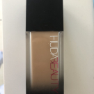 Swatch de Ilabeauty : #FauxFilter - Fond de Teint Crème Haute Couvrance, Huda Beauty