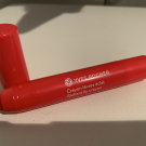 Swatch de Leachnl : Crayon à lèvre éclat, Yves Rocher