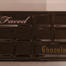 Swatch de Amelie24 : Chocolate bar - Palette de fards à paupières, Too Faced
