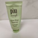 Swatch de Stellina : Glow Mud cleanser, Pixi