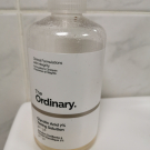 Swatch de Stellina : Solution Tonifiante à l'Acide Glycolique 7% - Lotion Exfoliante, The Ordinary