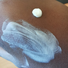 Swatch de Stellina : Crème Mains Basis, Lavera