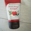 Swatch de _juju_ : Crème Mains Pomme Rouge, Yves Rocher