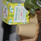 Swatch de It's Blossom Tea : Déodorant Solide, Lamazuna