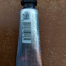 Swatch de minimeuf : Crème Mains Fleurs de Cerisier, L'Occitane