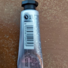 Swatch de minimeuf : Crème Fraîcheur Mains Verveine, L'Occitane