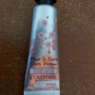 Swatch de minimeuf : Crème Mains Fleurs de Cerisier, L'Occitane