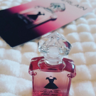 Swatch de Marina.k18 : La Petite Robe Noire - Eau de Parfum, Guerlain