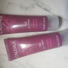 Swatch de Sarra djebali : Gel Douche Thé des Vignes, Caudalie