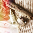 Swatch de Lorange : Crème de nuit glycolique anti-taches Vinoperfect, Caudalie