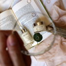 Swatch de Lorange : Vinoperfect Sérum Éclat Anti-Taches 30ml, Caudalie