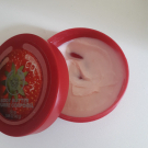 Swatch de audreydtz : Beurre Corporel Fraise, The Body Shop