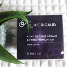 Swatch de HeleneDeDole : Fond de teint liftant, Dr Pierre Ricaud