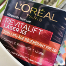 Swatch de chaadrian : Revitalift Laser X3 Jour, L'Oréal Paris