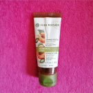 Swatch de Ophelie06 : Gommage Végétal Corps à l'abricot, Yves Rocher