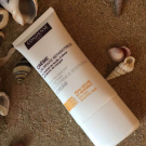 Swatch de fl.eur1660 : Crème Calmante Réparatrice, Condensé Paris