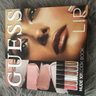 Swatch de Ornella.20 : Gloss, Guess