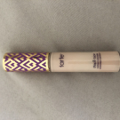 Swatch de Ilabeauty : Shape Tape Contour Concealer, Tarte