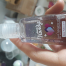 Swatch de Yasmineeee : Gel mains nettoyant, Merci Handy