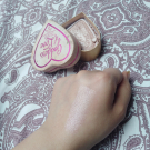 Swatch de taniaavo02 : Highlighter, Makeup Revolution
