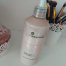 Swatch de taniaavo02 : Eau Micellaire Apaisante 2 en 1 - Sensitive Végétal, Yves Rocher