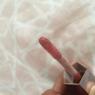 Swatch de Makeupadict : Gloss Bomb Universal Lip Luminizer - Enlumineur à Lèvres Universel, Fenty Beauty by Rihanna