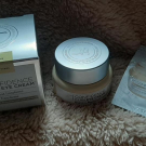 Swatch de yukatestpdt : Confidence in an eye cream, It Cosmetics