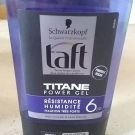 Swatch de anissafraise : Gel Power Titane Taft, Schwarzkopf