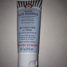 Swatch de flfl90 : Face Cleanser - Nettoyant pour le visage, First Aid Beauty