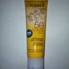 Swatch de flfl90 : Crème solaire visage anti rides, Caudalie