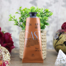 Swatch de Coups de Coeur de Mumu : Crème mains Ekos Castanha, Natura Brasil