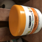 Swatch de Catarina : Masque nourrissant à la mangue et au beurre de noix, Les Cosmétiques Design Paris