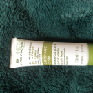 Swatch de Catarina : Gommage végétal, Yves Rocher