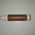Swatch de gregekobla : Pro Filt'r Soft Matte Longwear Foundation - Fond de Teint Longue Tenue, Fenty Beauty by Rihanna