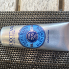 Swatch de Kisscool : Crème Mains Karité, L'Occitane