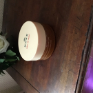 Swatch de 4et3font9 : Gommage gourmand nourrissant rêve de miel, Nuxe