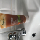 Swatch de 4et3font9 : Gommage de douche, Melvita