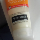 Swatch de Darina : Crème Désincrustante nettoyante points noirs, Neutrogena
